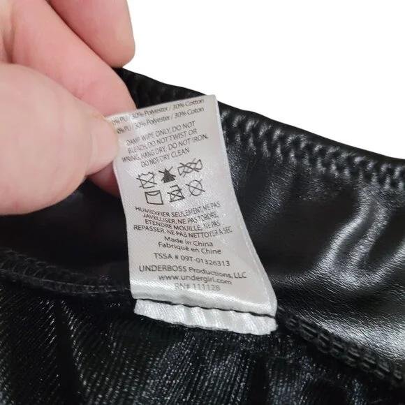 Harley Quinn Size L/XL Skirt Black Faux Leather Tutu Costume - Picture 12 of 13